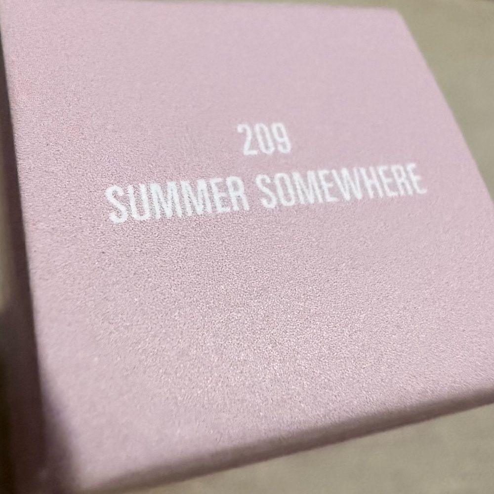 KYLIE COSMETICS MATTE LIPSTICK – 209 SUMMER SOMEWHERE - Picture 16 of 17
